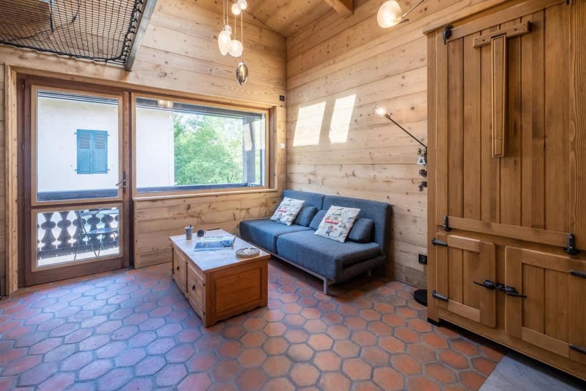 Chalet Racar Pour 4 Personnes, Centre Ville Et Vue Sur La Montagne Chamonix Exterior foto